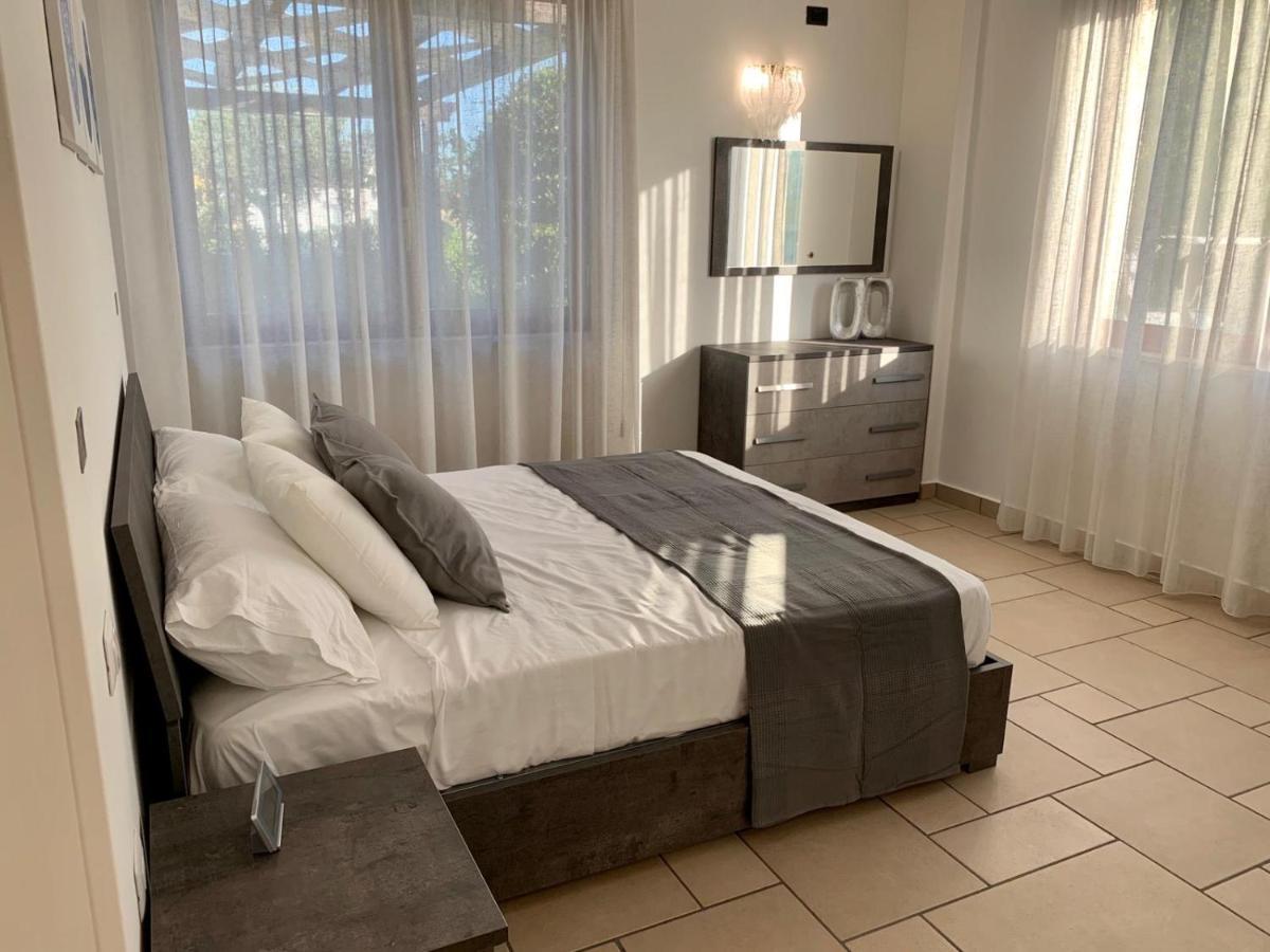Torre Dei Mori Boutique Rooms B&B Capaccio ภายนอก รูปภาพ