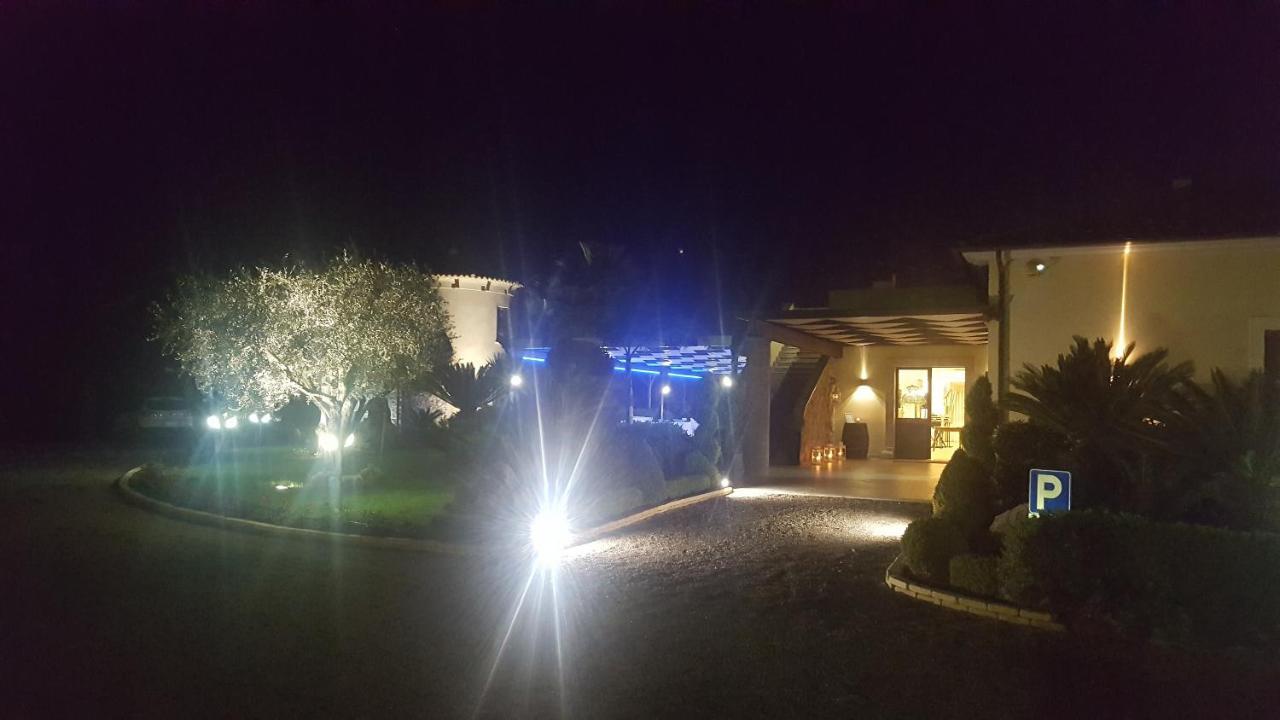 Torre Dei Mori Boutique Rooms B&B Capaccio ภายนอก รูปภาพ